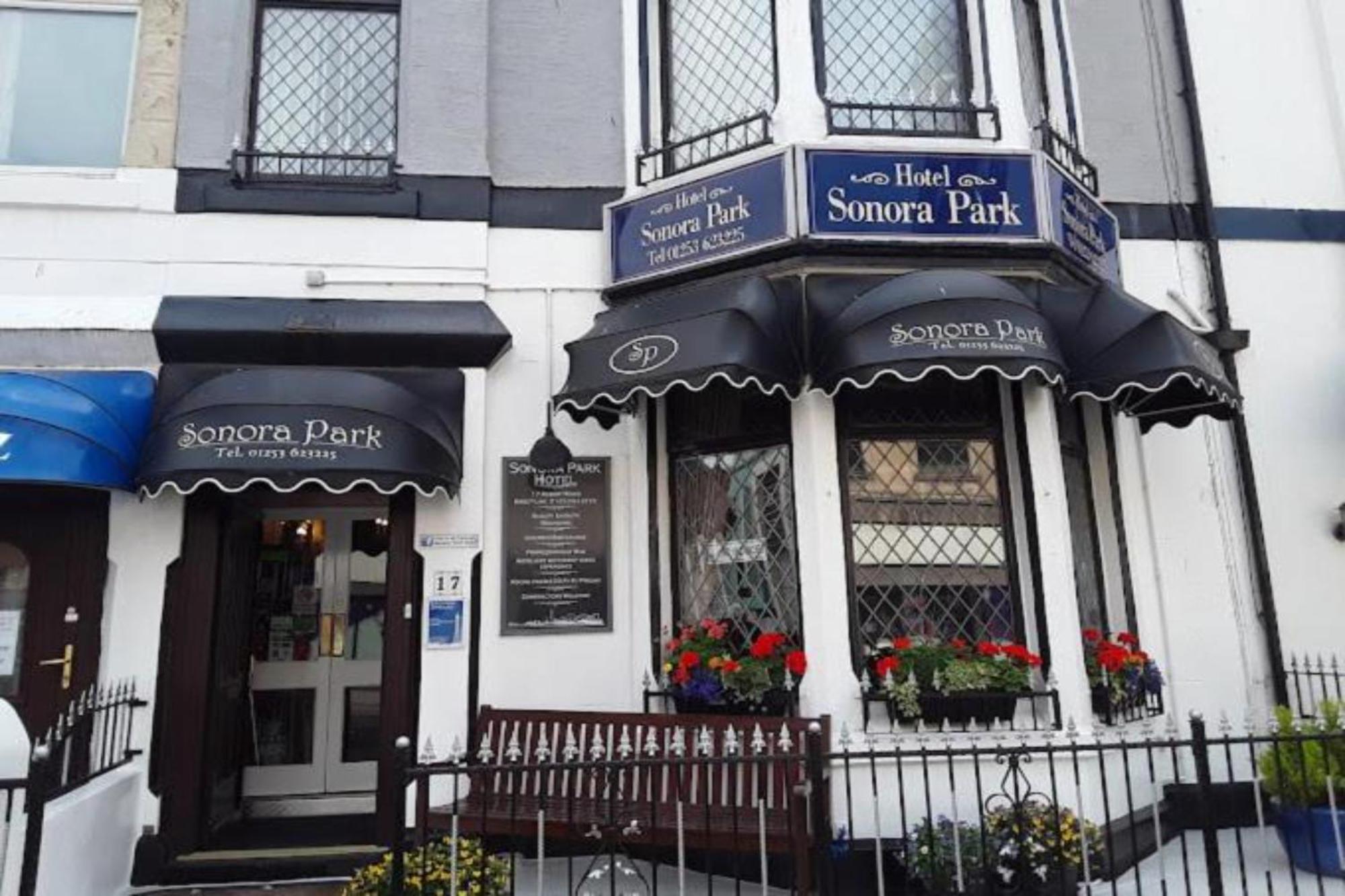 Sonora Park Hotel Blackpool Extérieur photo